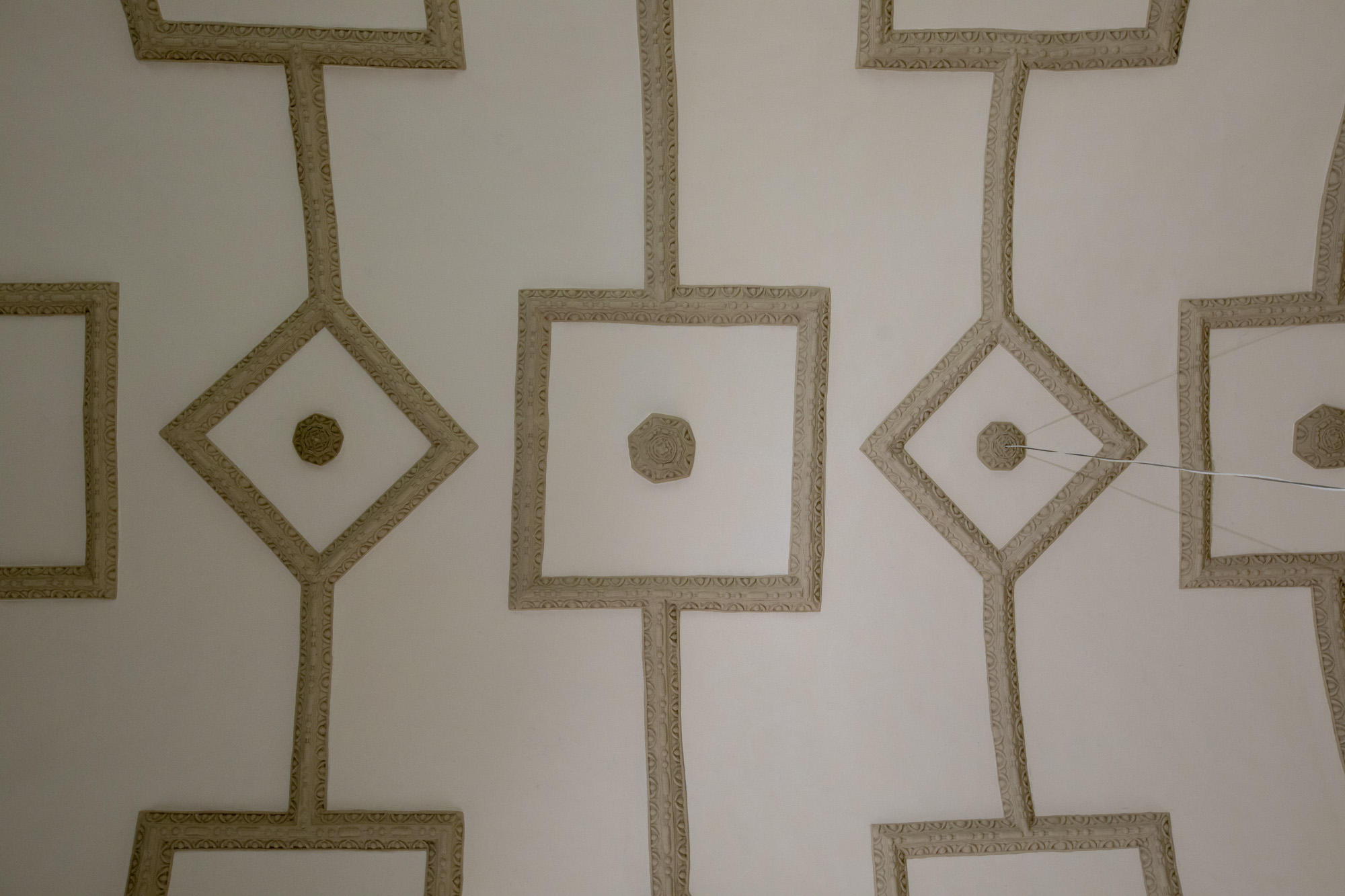 Dekoracja stiukowa sklepienia nawy