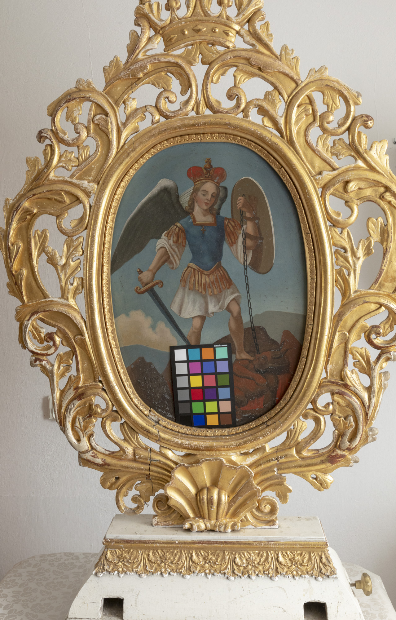 Feretron z obrazami M.B z Dzieciątkiem, Michała Archanioła
