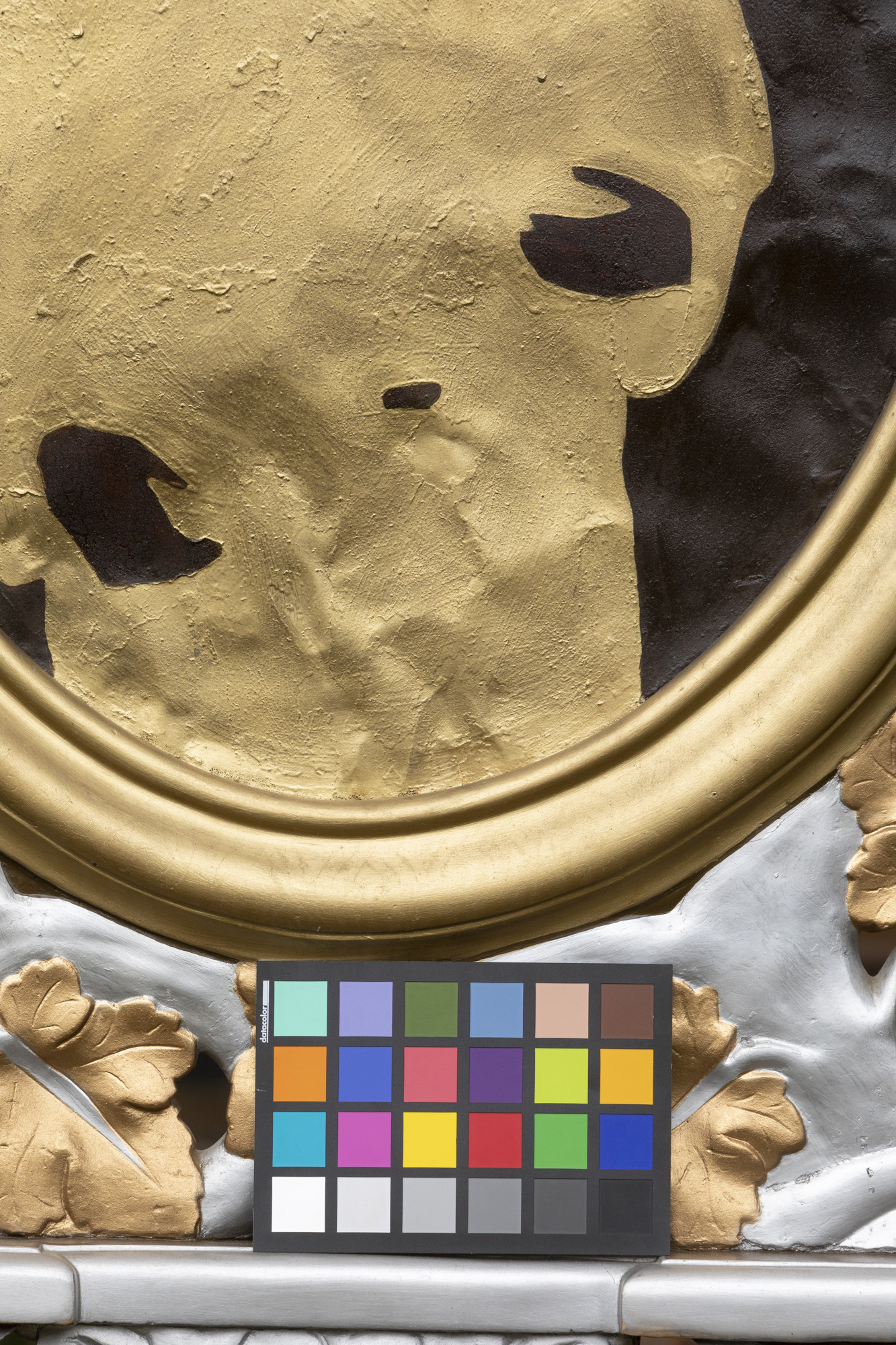 Feretron z obrazami św. Antoni z Dzieciątkiem i Matka Boska Częstochowska