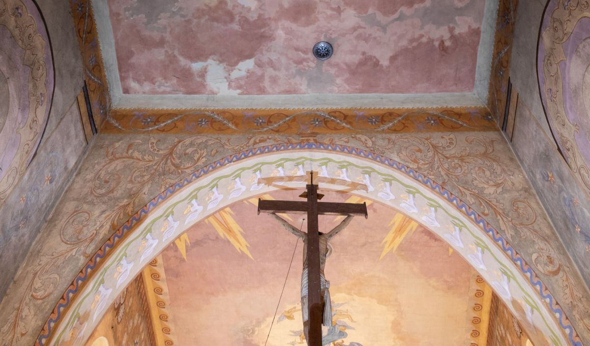 Polichromia ściany tęczowej od strony prezbiterium