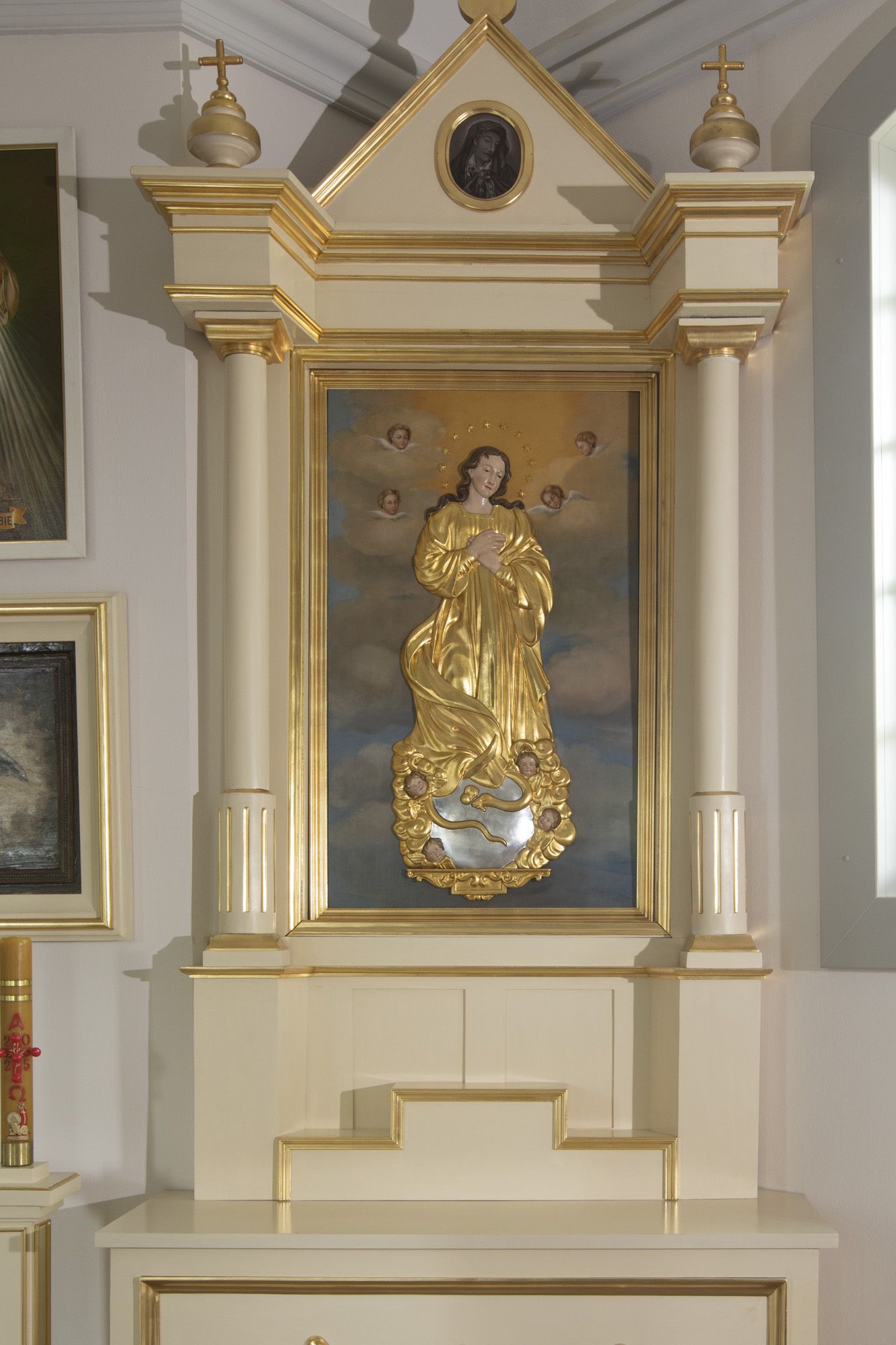 Ołtarz boczny, strona lekcji