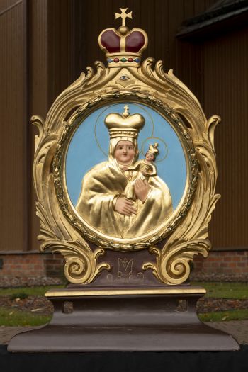 Feretron z płaskorzeźbami św. Antoni z Dzieciątkiem i Matka Boska z Dzieciątkiem