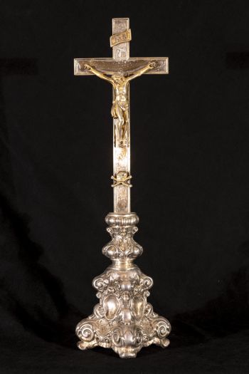 Krzyż ołtarzowy